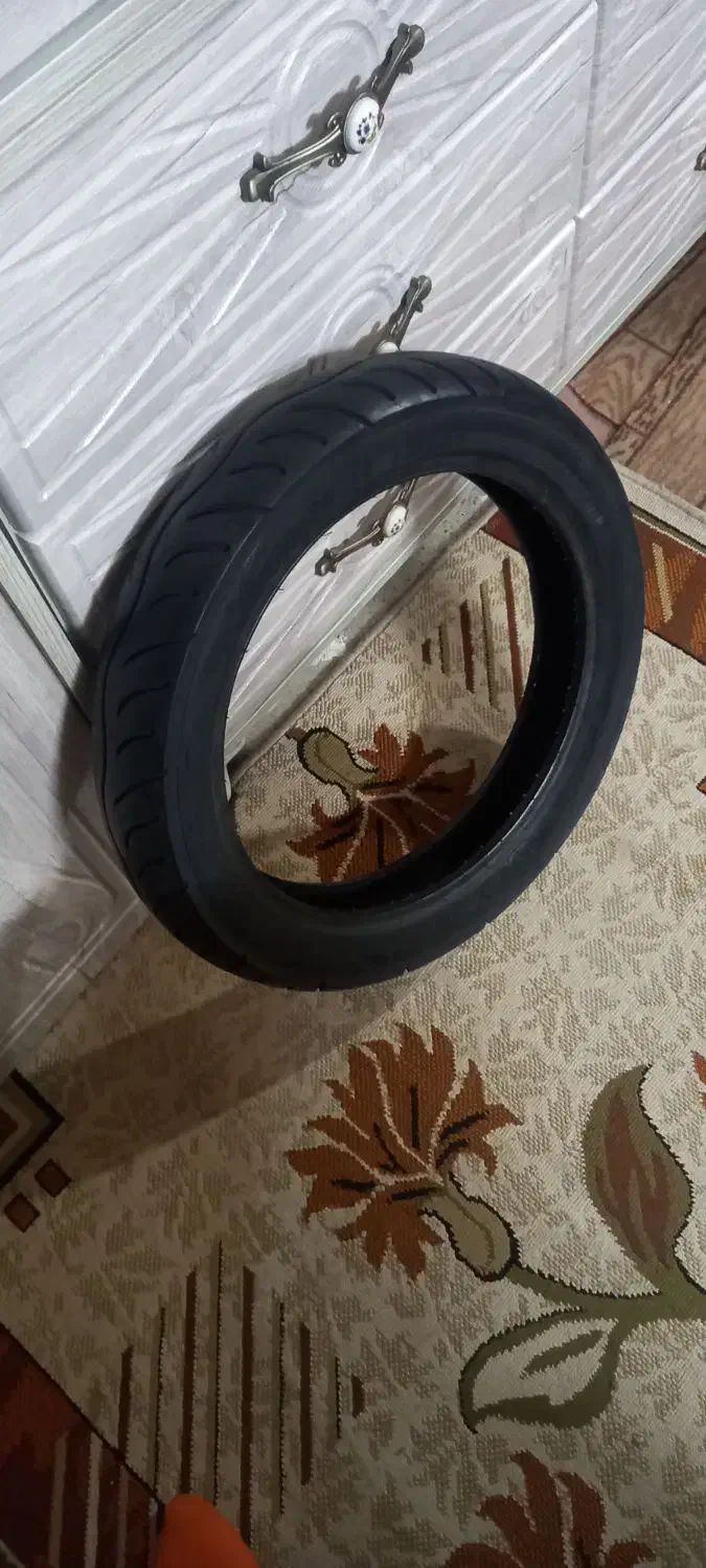 لاستیک برای موتر کیلیک و ایروکس|قطعات یدکی و لوازم جانبی|آبیک, |دیوار