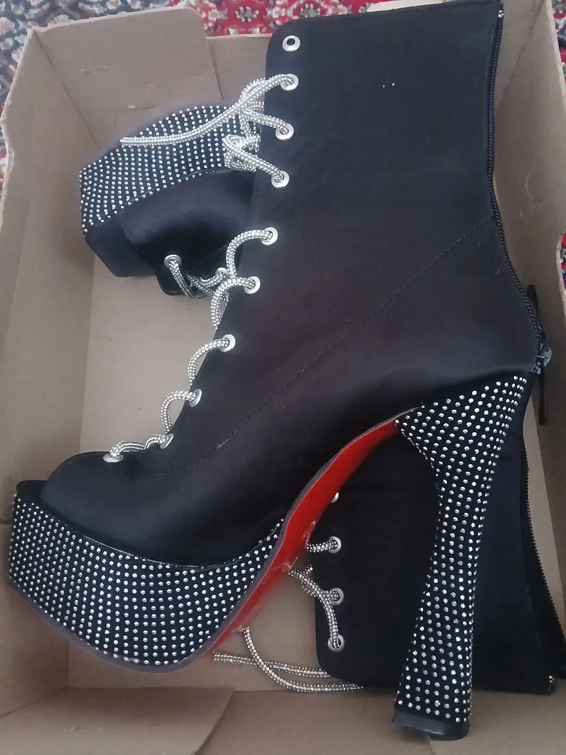 کفش مجلسی|کیف، کفش، کمربند|اردبیل, |دیوار