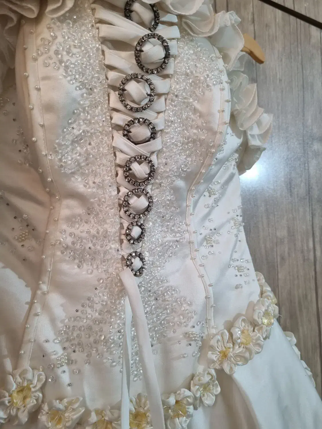 لباس عروس در حد نو|لباس|شیراز, دشت چنار|دیوار