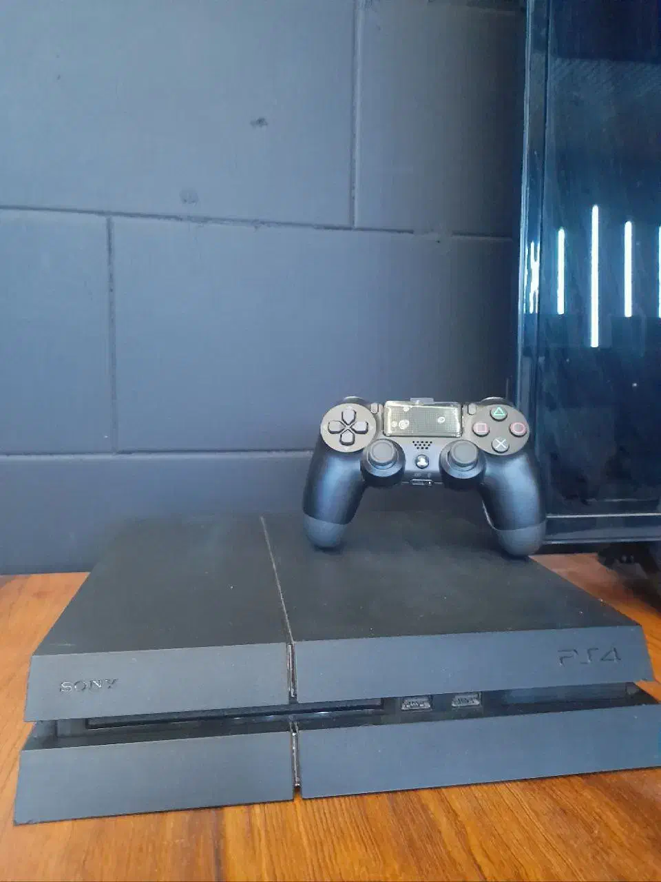 فروش کنسول پی اس فور ps4|کنسول، بازی ویدئویی و آنلاین|صدرا-فارس, فاز ۱|دیوار