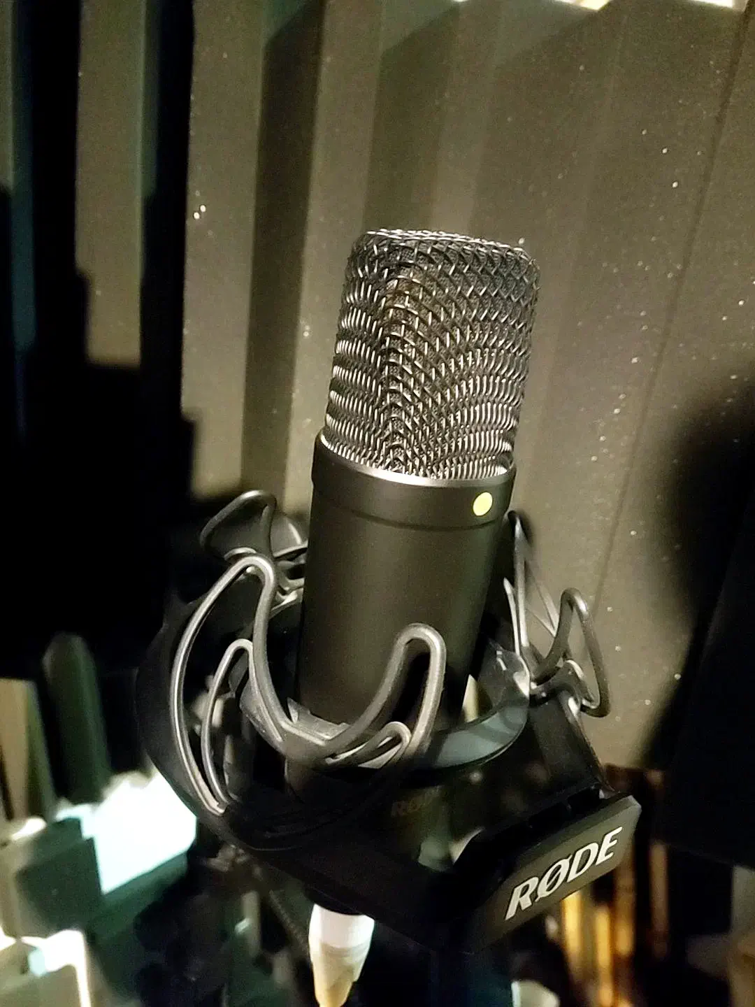 NT1 Kit|آلات موسیقی|پرند, فاز ۳|دیوار