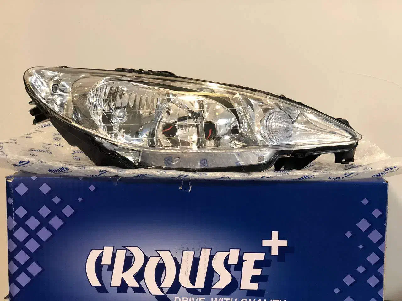 چراغ جلو 206 راست کروز|قطعات یدکی و لوازم جانبی|تهران, خواجه نظام الملک|دیوار