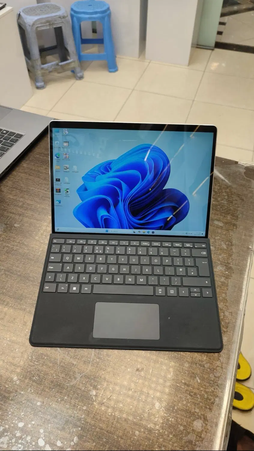 Surface Pro 8|رایانه همراه|اصفهان, کساره|دیوار