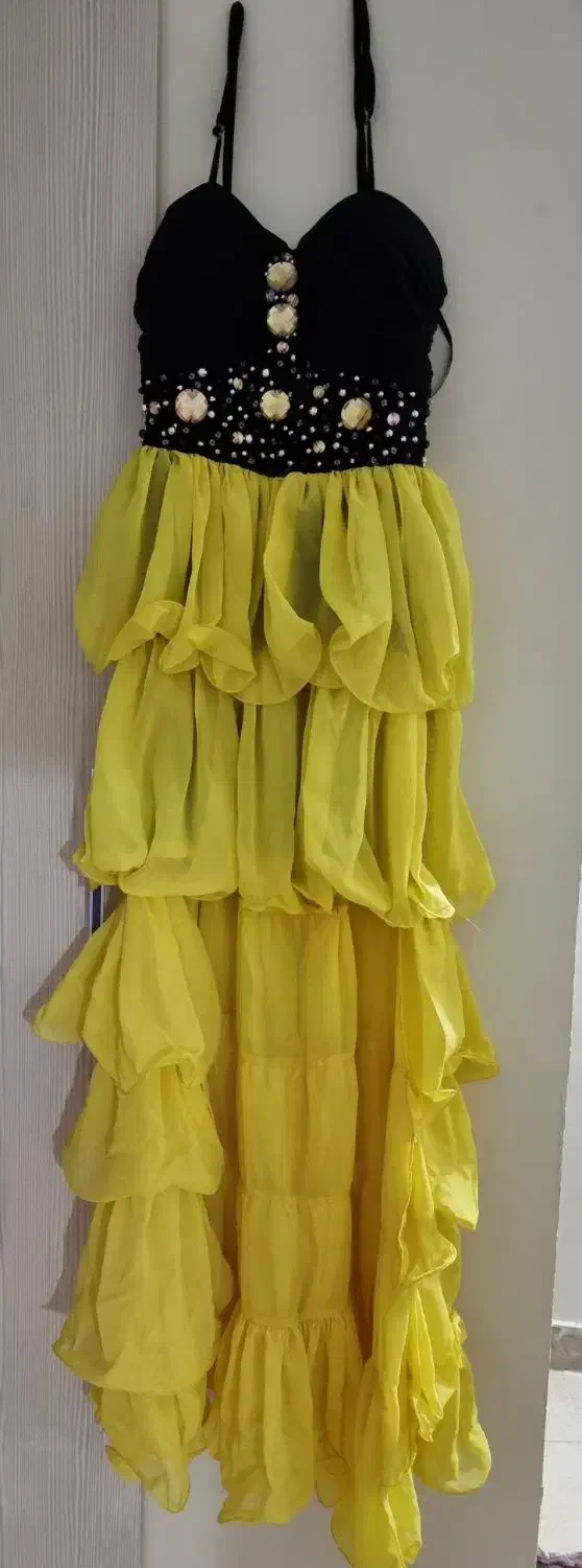 لباس مجلسی|لباس|کرج, ساسانی (قلمستان)|دیوار