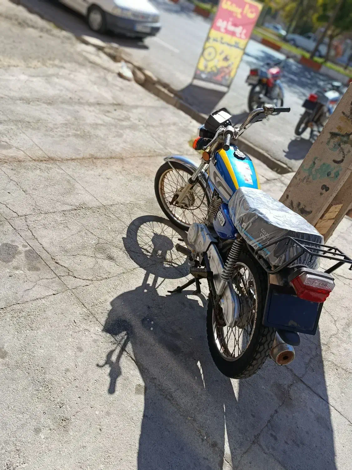 ۳ عدد موتور مزایده|موتورسیکلت|دورود, |دیوار