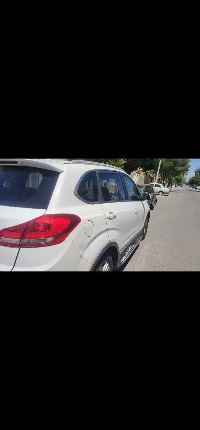 تیگو 5 سفید بیرنگ|خودرو سواری و وانت|نجف‌آباد, ویلاشهر|دیوار