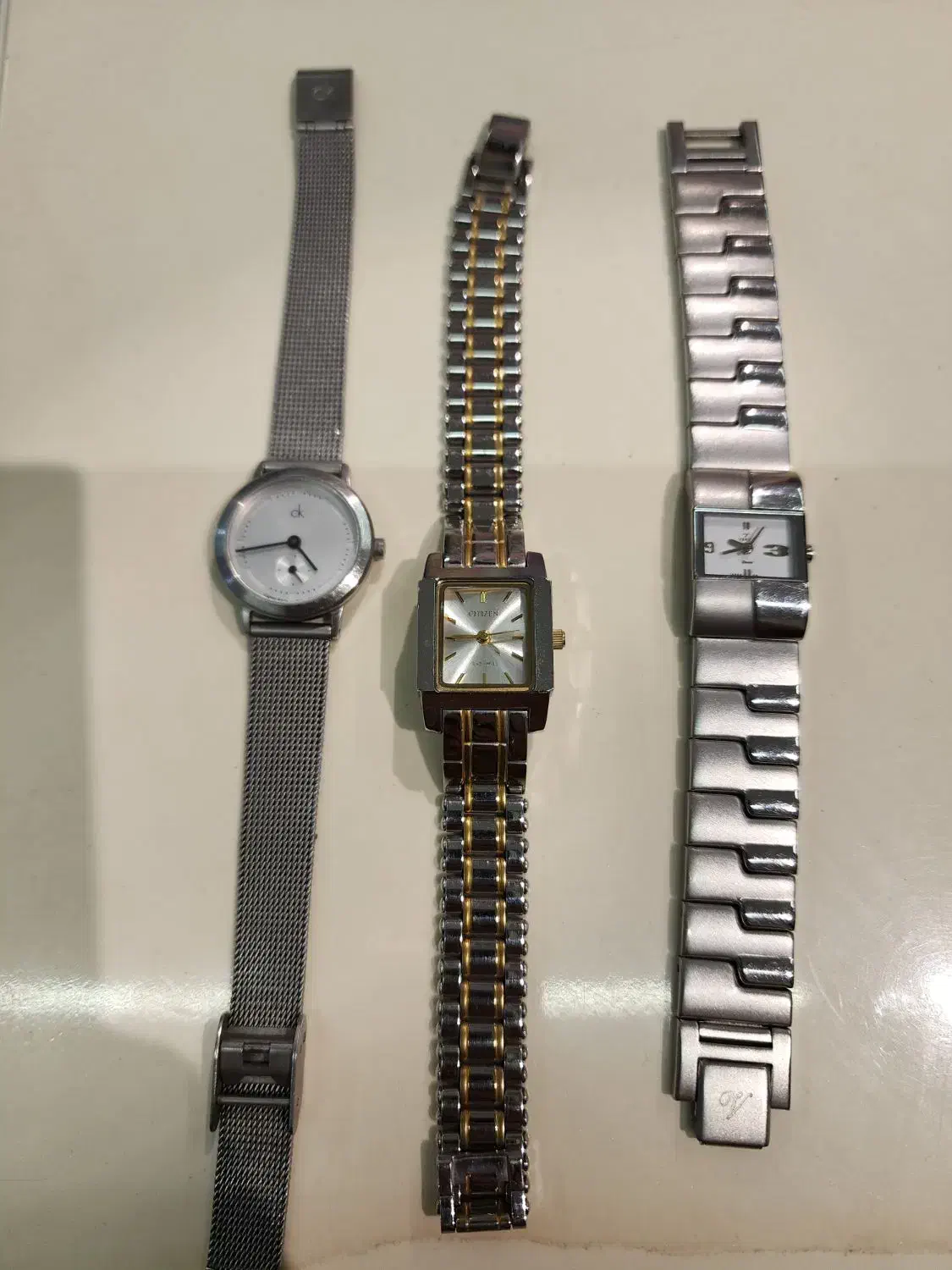 ساعت زنانه همگی در حد نو|ساعت|شیراز, شهرک برف فروشان|دیوار