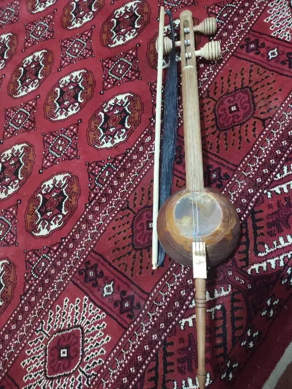 قجق ترکمنی|سازهای سنتی|بندر ترکمن, |دیوار