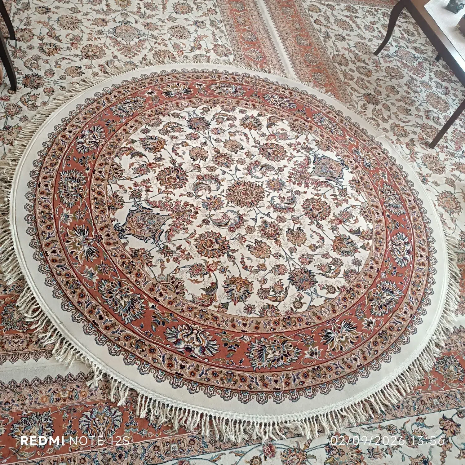 فرش گرد 2 در 2|فرش|کرج, بنیاد|دیوار