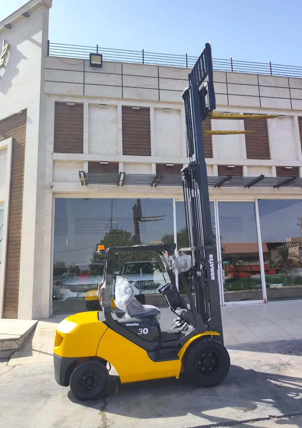دکل 4.5متر کانتینرو ساید دار لیفتراک کوماتسو|خودرو سنگین|اصفهان, دشتستان|دیوار