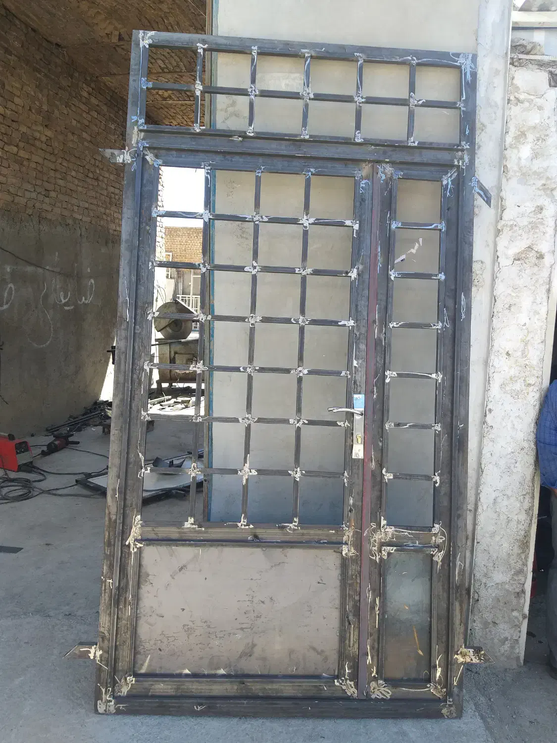 ساخت‌‌درب‌وپنجره‌مدرن|مصالح و تجهیزات ساختمان|نهاوند, |دیوار