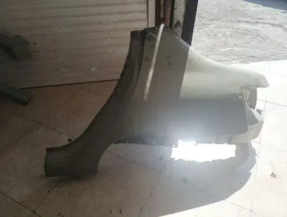 گلگیر عقب چپ رانا|قطعات یدکی و لوازم جانبی|ایلام, |دیوار