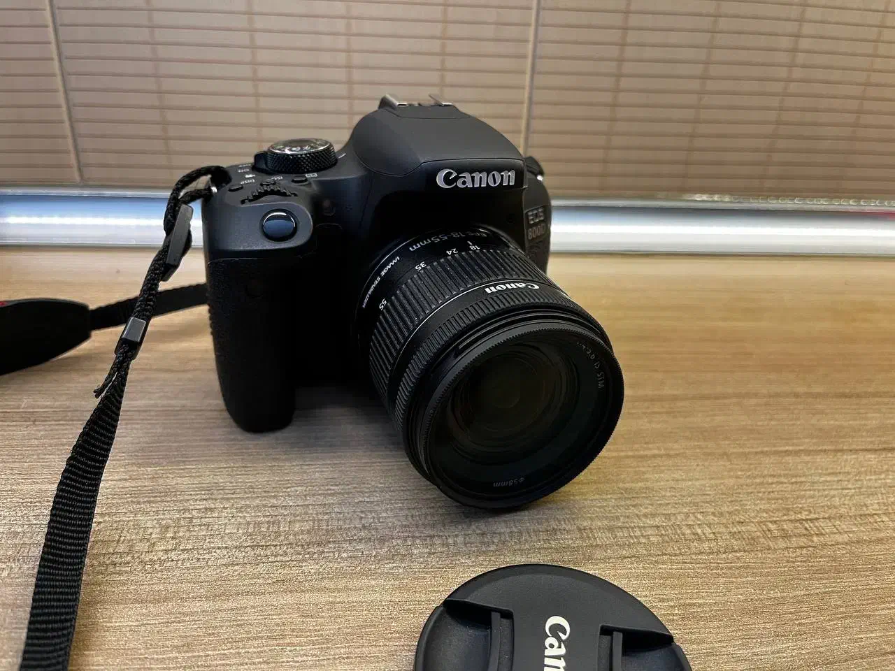 دوربین canon EOS 800d|دوربین عکاسی و فیلم‌برداری|اصفهان, خلجا|دیوار