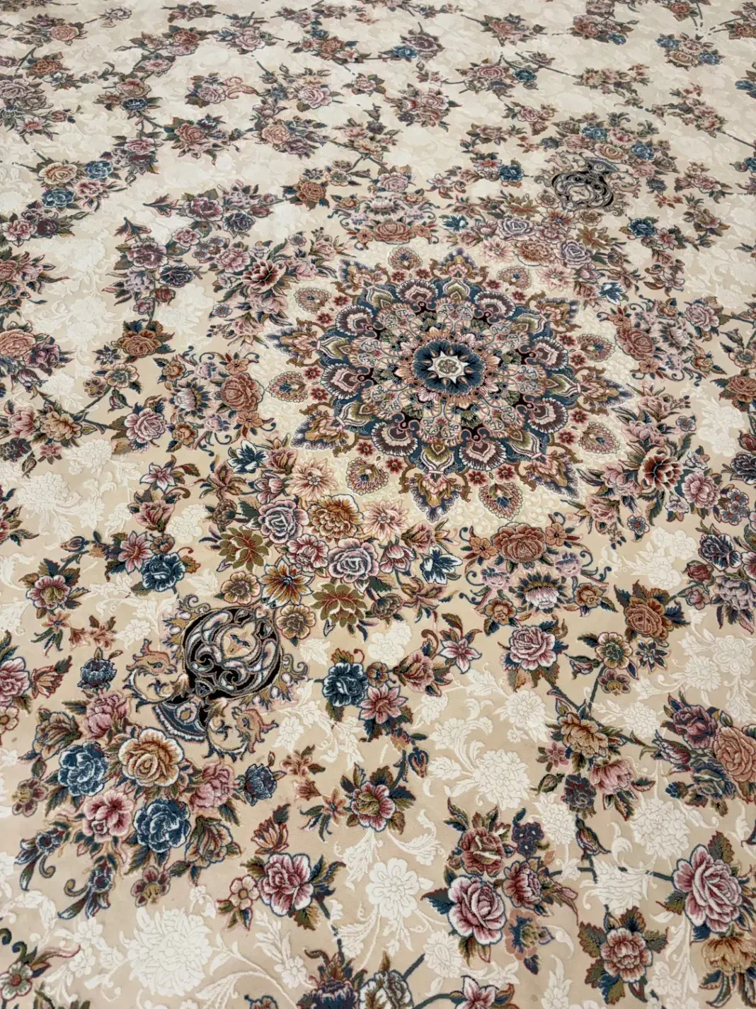 فرش ۲۴ متری|فرش|مشهد, زمانه|دیوار