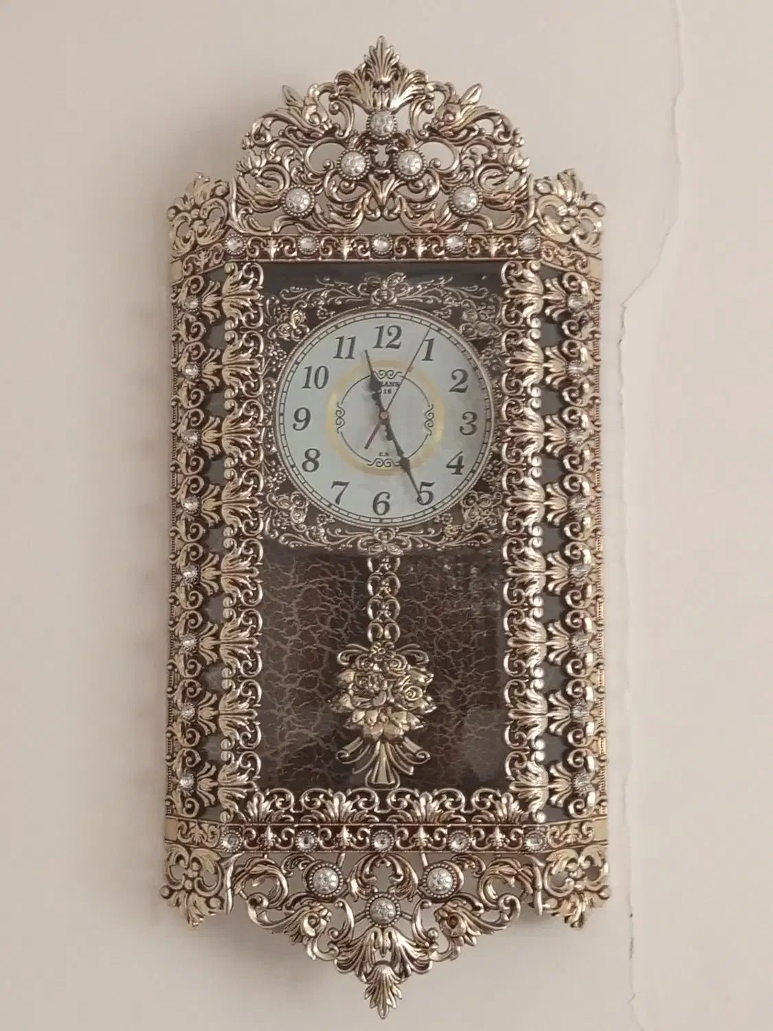 ساعت دیواری /مناسب جهیزیه عروس|ساعت دیواری و تزئینی|مشهد, آزادشهر|دیوار