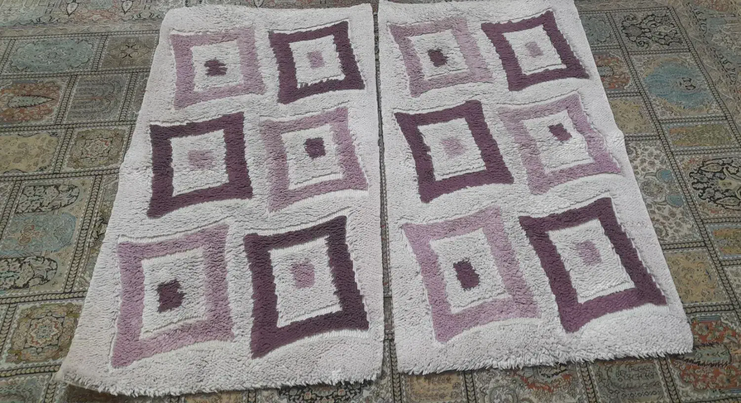 قالیچه فانتزی تمیز|فرش|شریف‌آباد, |دیوار