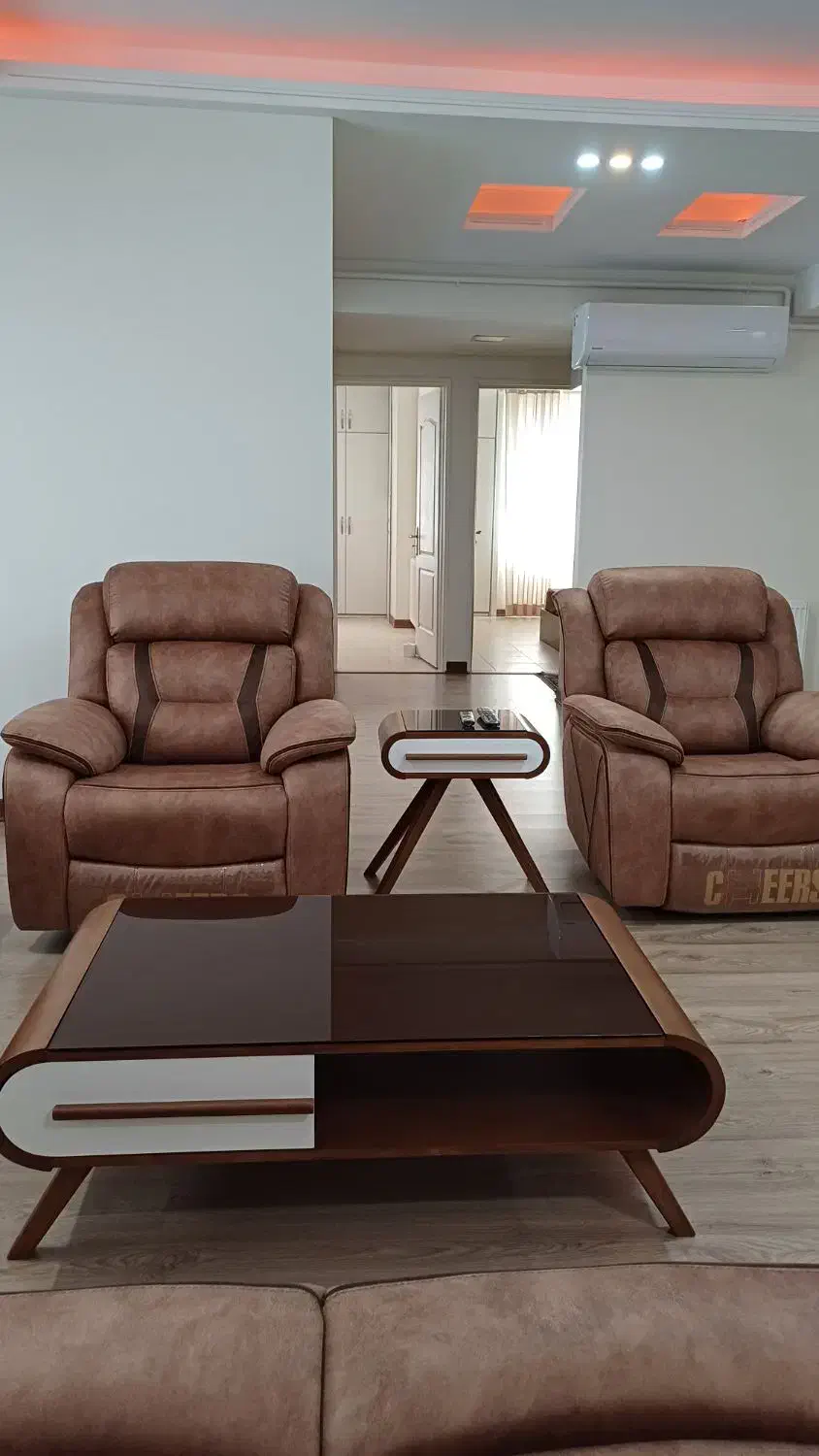 یکدست مبل راحتی ۷ نفره|مبلمان خانگی و میز عسلی|قزوین, |دیوار