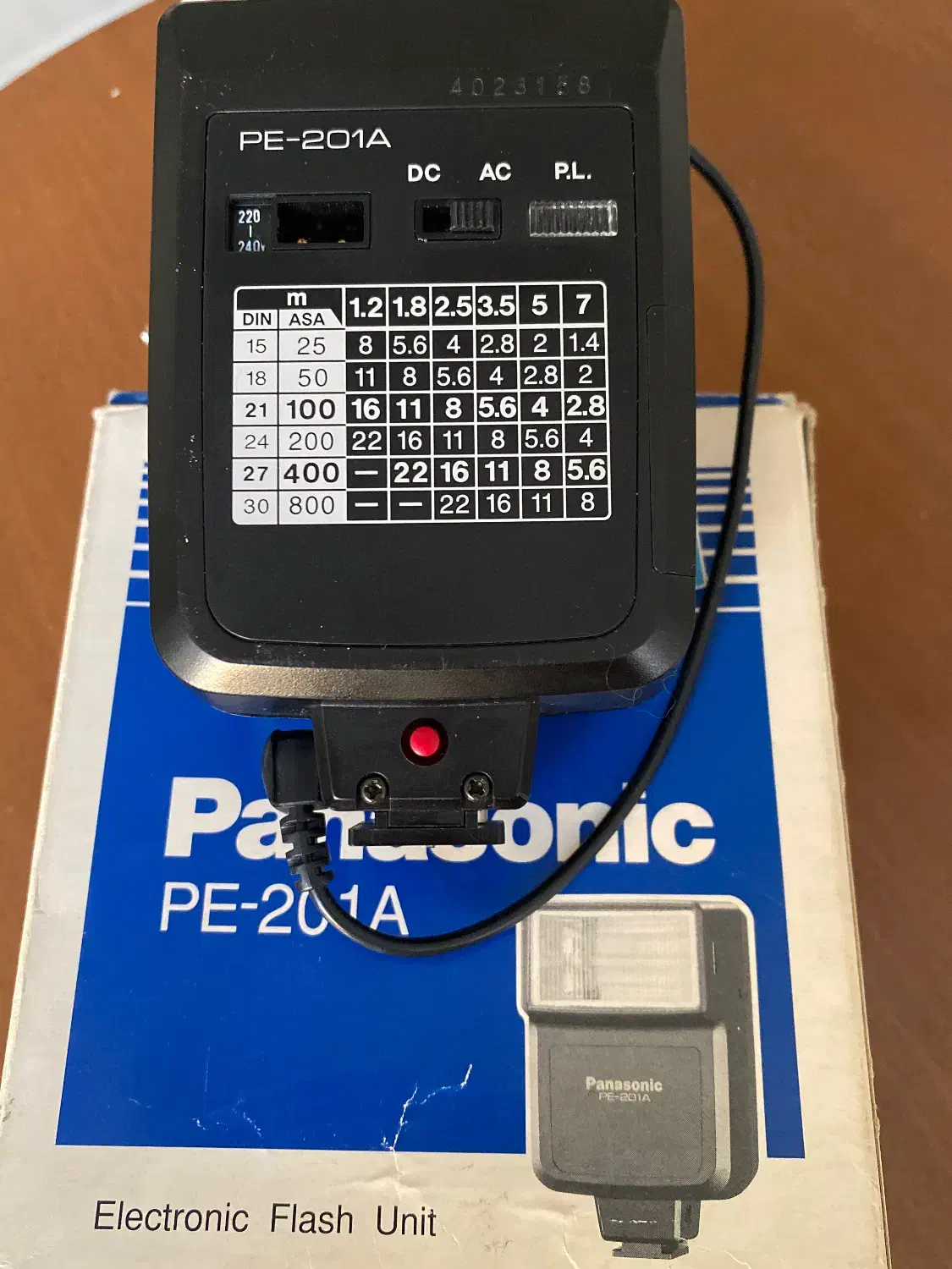 فلاش عکاسی کلاسیک پاناسونیک Panasonic PE-201A|دوربین عکاسی و فیلمبرداری|کرج, گوهردشت|دیوار