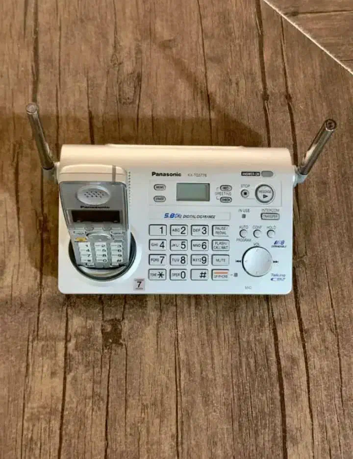تلفن اصل پاناسونیک شرکتی مدل kx-TG5776s|تلفن رومیزی|تبریز, |دیوار
