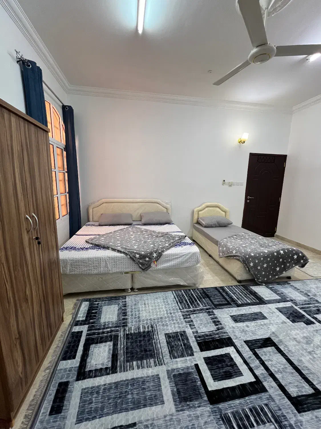 هاستل خانوادگی واقع در مسقط، عمان مناسبترین قیمت|اجارهٔ کوتاهمدت آپارتمان و سوئیت|شیراز, حومه شیراز|دیوار