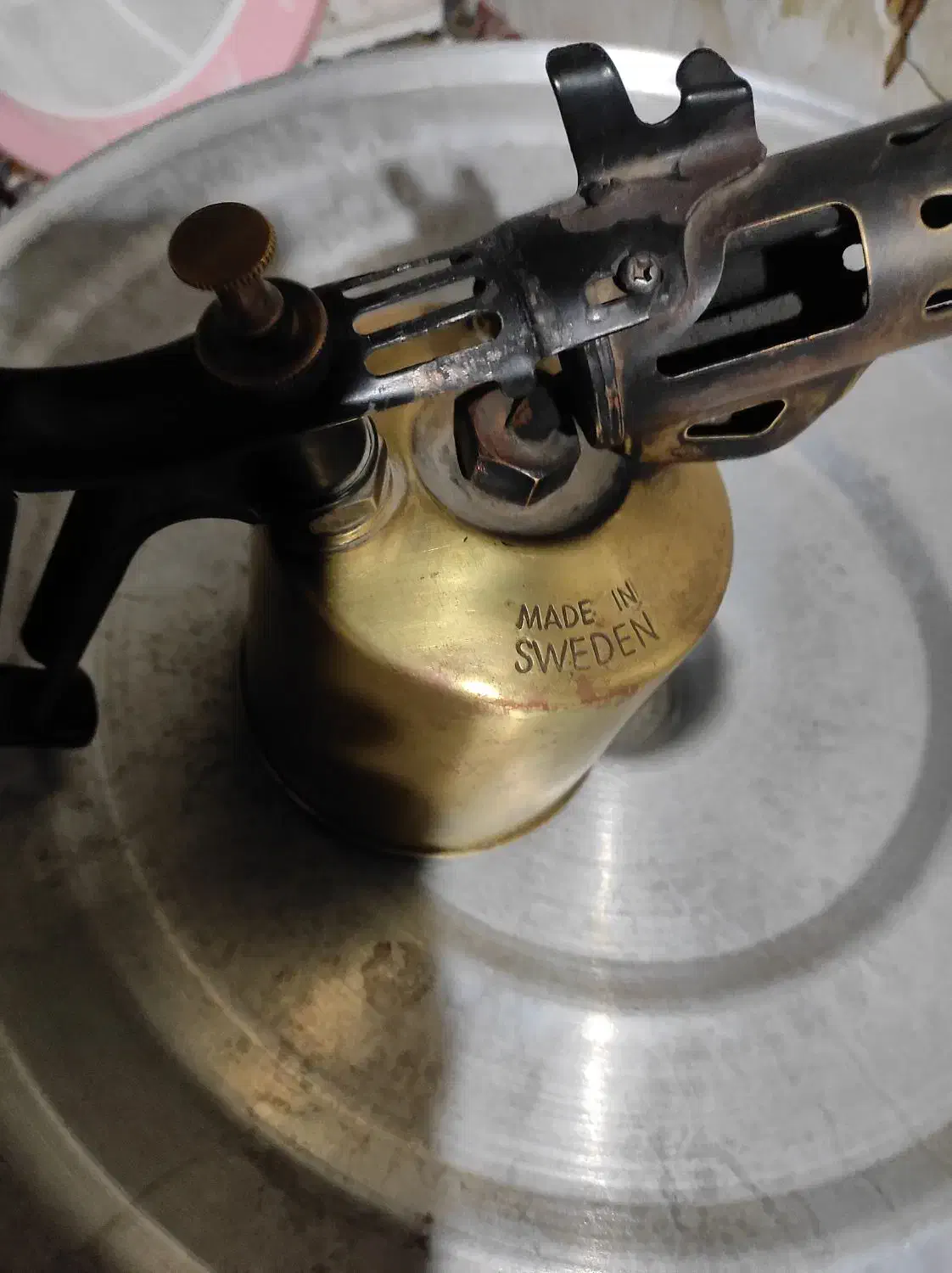 چراغ پریموس|کلکسیون اشیاء عتیقه|اورامان, |دیوار