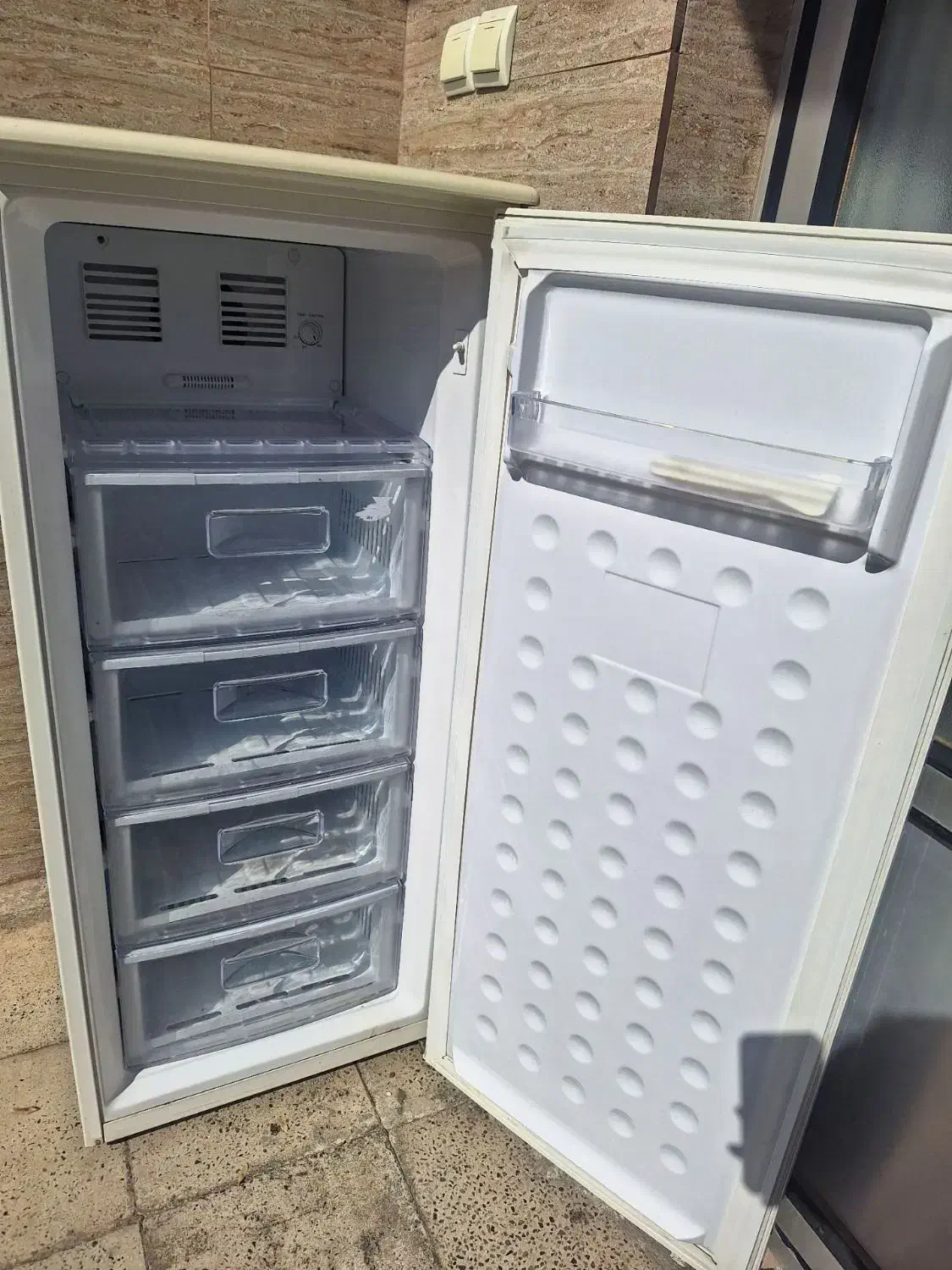 یخچال|یخچال و فریزر|آبیک, |دیوار