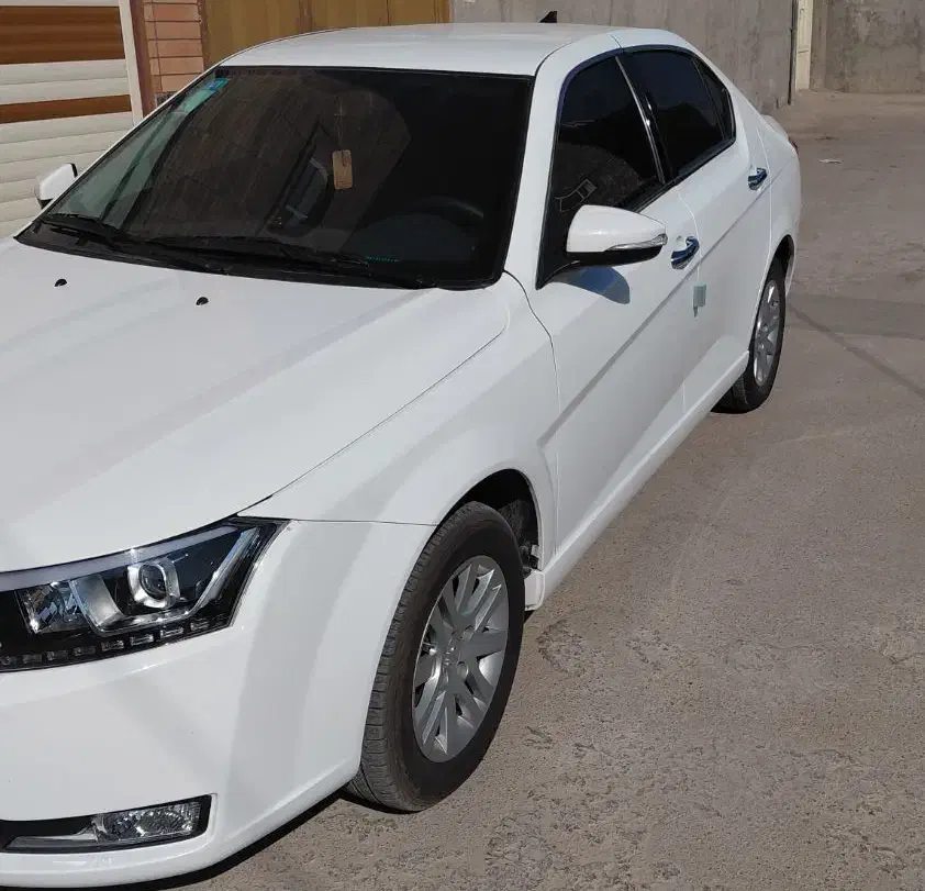 دنا پلاس 5 دنده|خودرو سواری و وانت|لنجان, |دیوار