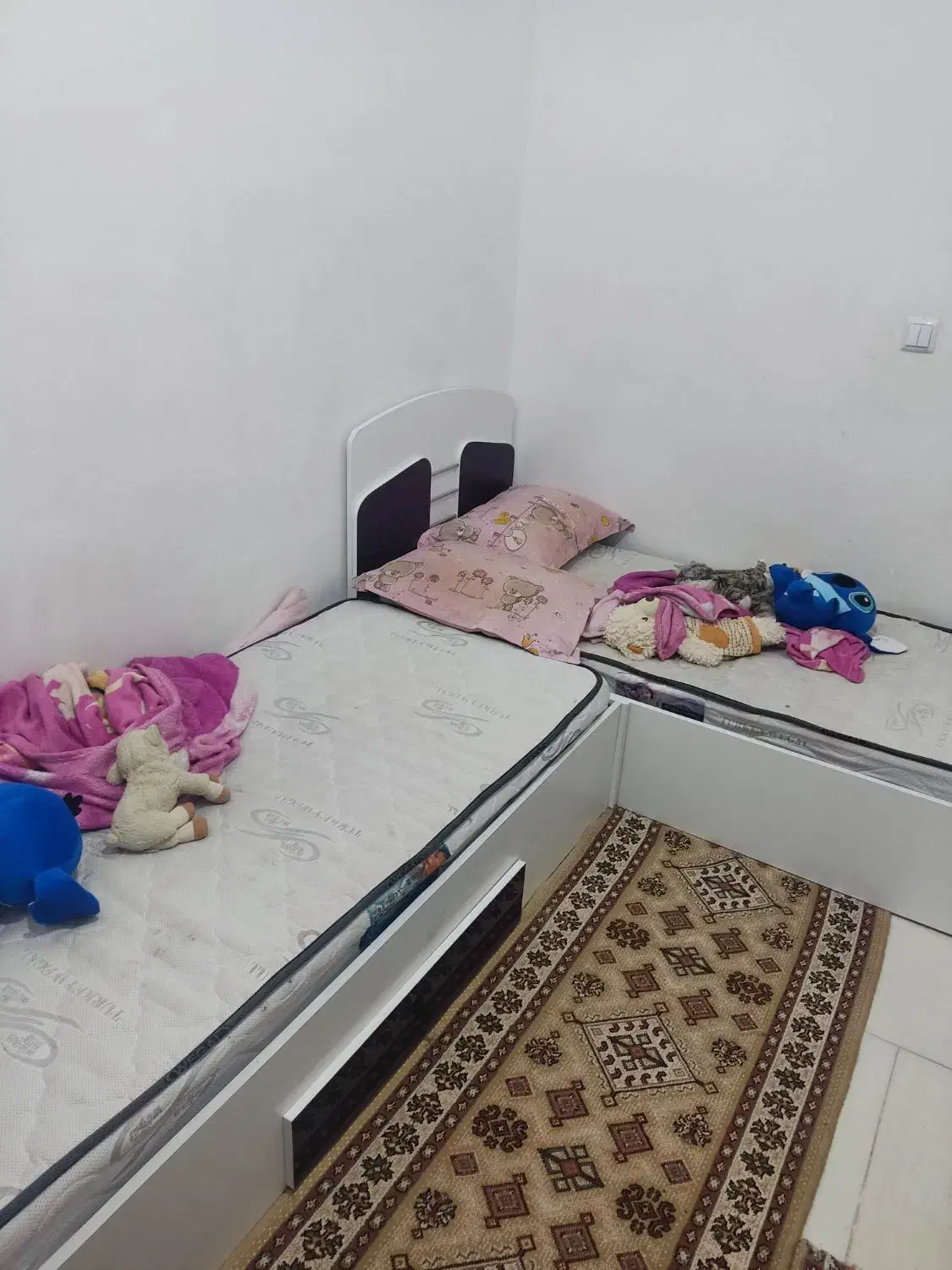 سرویس خواب نوجوان به همراه دوعدد تخت|اسباب و اثاث بچه|قم, شاه سید علی|دیوار