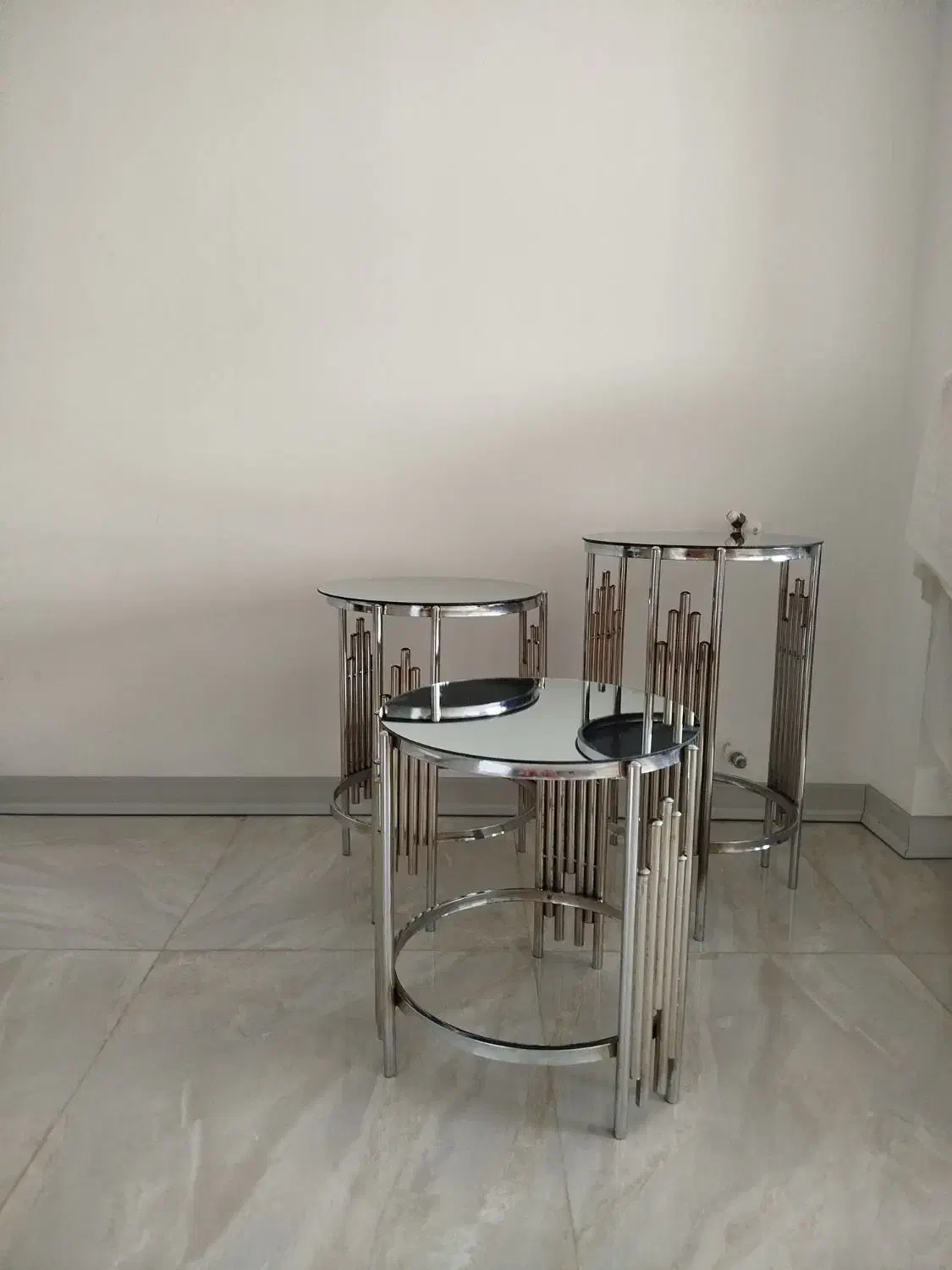 میز|مبلمان خانگی و میز عسلی|کرج, باغستان|دیوار