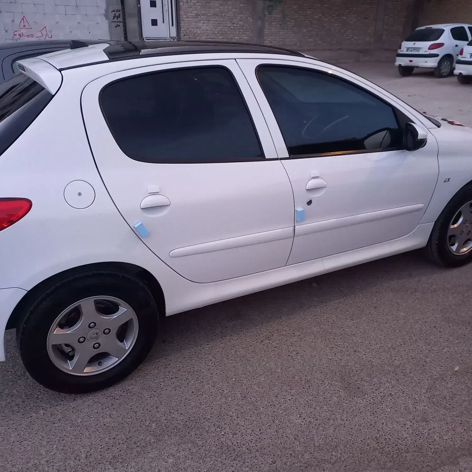 207پانا کمکار|خودرو سواری و وانت|خرم بید, |دیوار