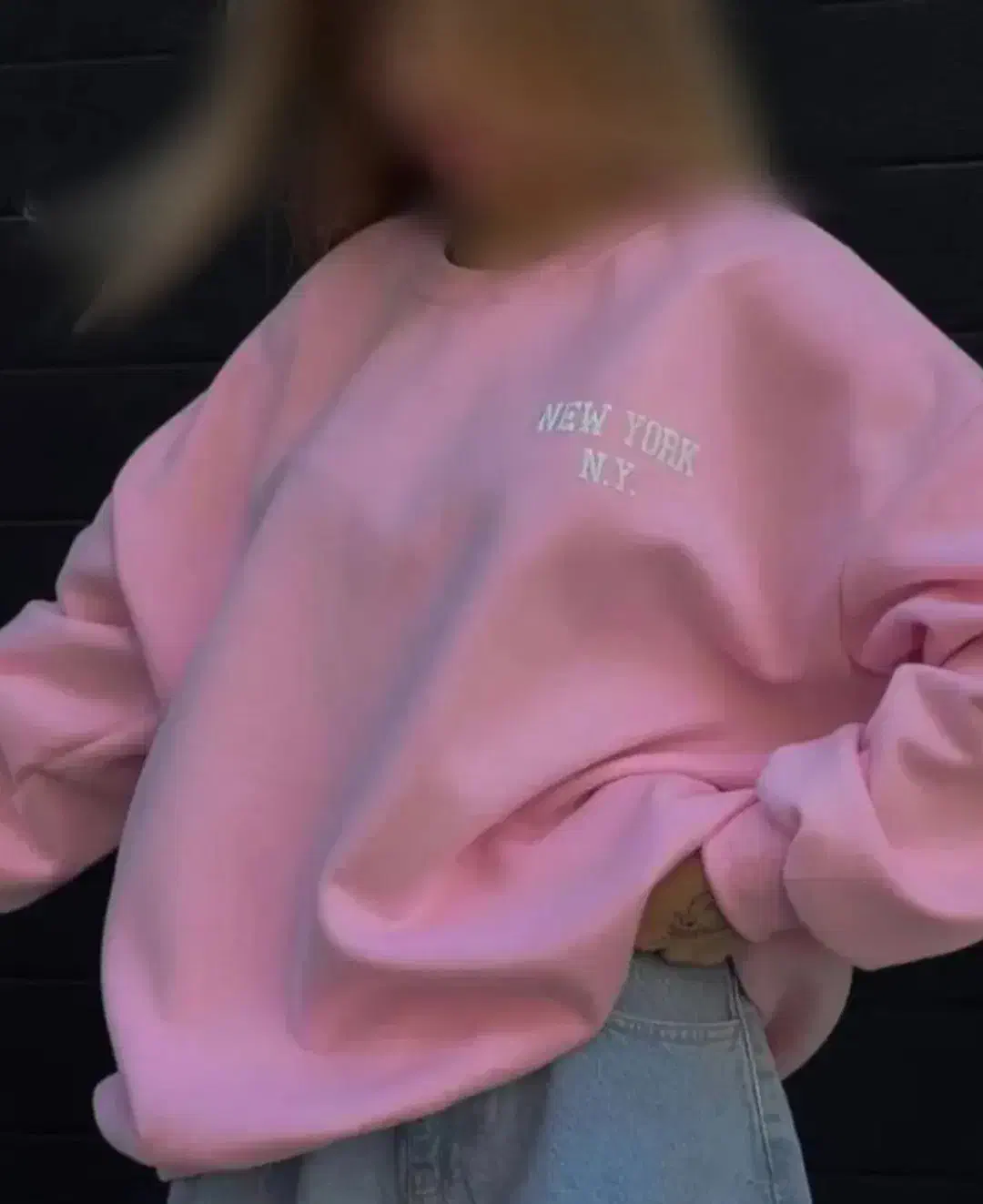 دورس صورتی|لباس|اینچه برون, |دیوار