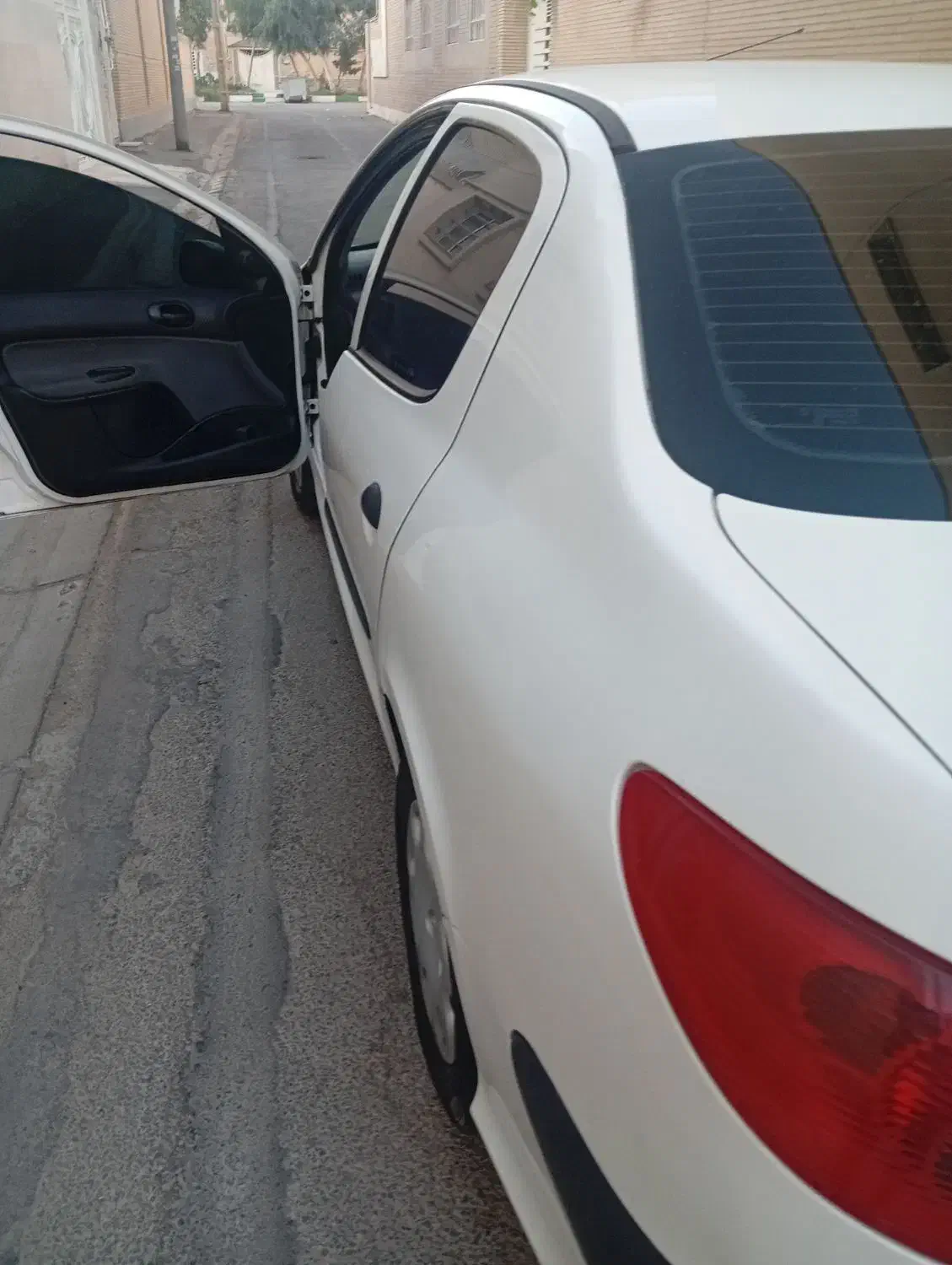 پژوی 206وی 8|خودرو سواری و وانت|اصفهان, بهارستان|دیوار