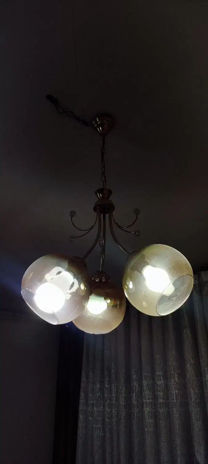 لوستر سه شاخه700هزار تومن|لوستر و چراغ آویز|کرمانشاه, |دیوار