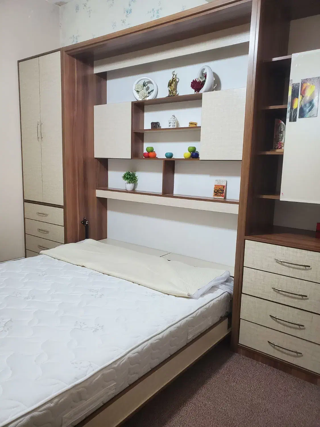 تخت خواب تاشو مارک(kamja wood)|تخت و سرویس خواب|قم, بنیاد|دیوار