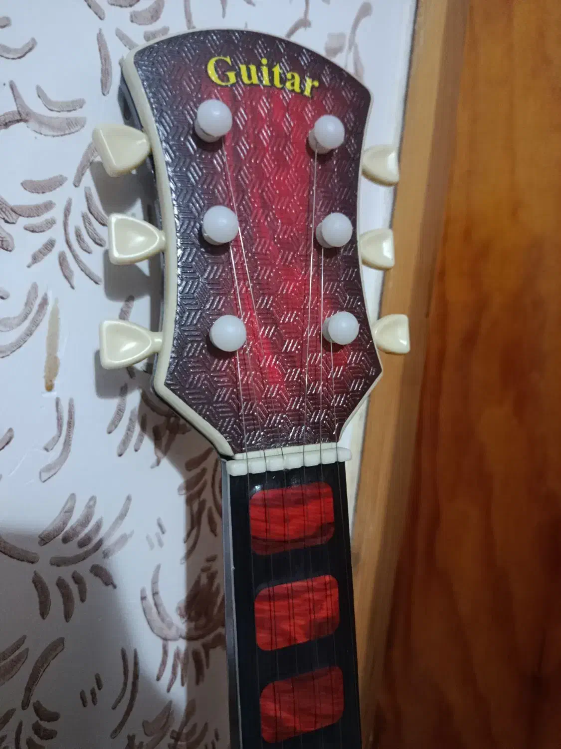 گیتار|گیتار، بیس، امپلیفایر|گنبد کاووس, |دیوار