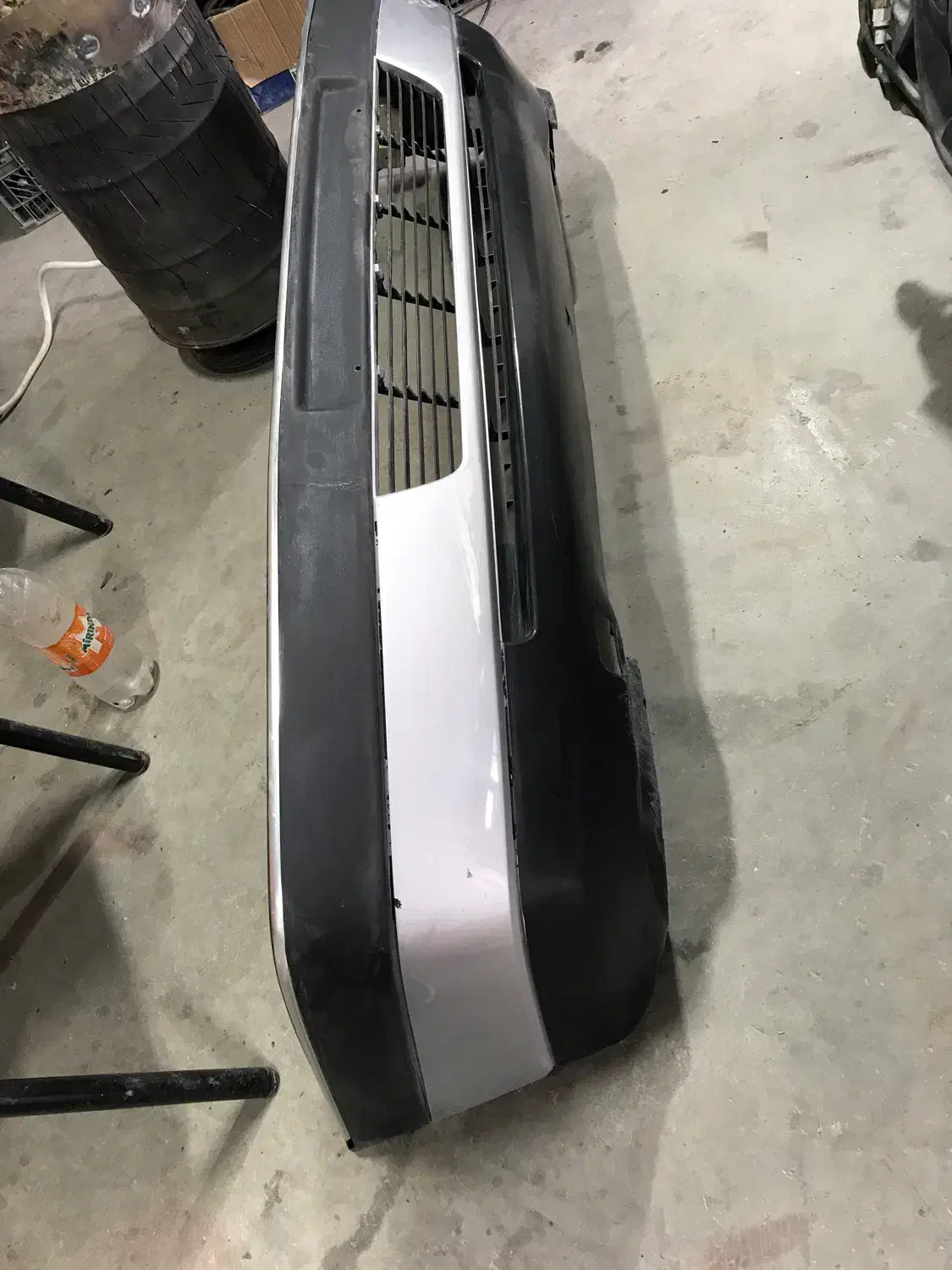 سپر جلو ۴۰۵نقره ای در حد پوسته )|قطعات یدکی و لوازم جانبی|همدان, |دیوار