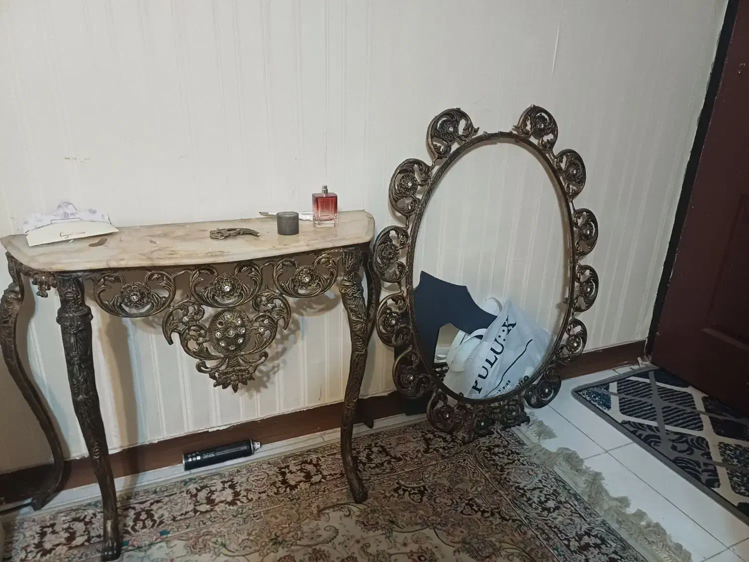 کنسول. آینه مدل برنجی|بوفه، ویترین، کنسول|رشت, سعدی (تختی)|دیوار