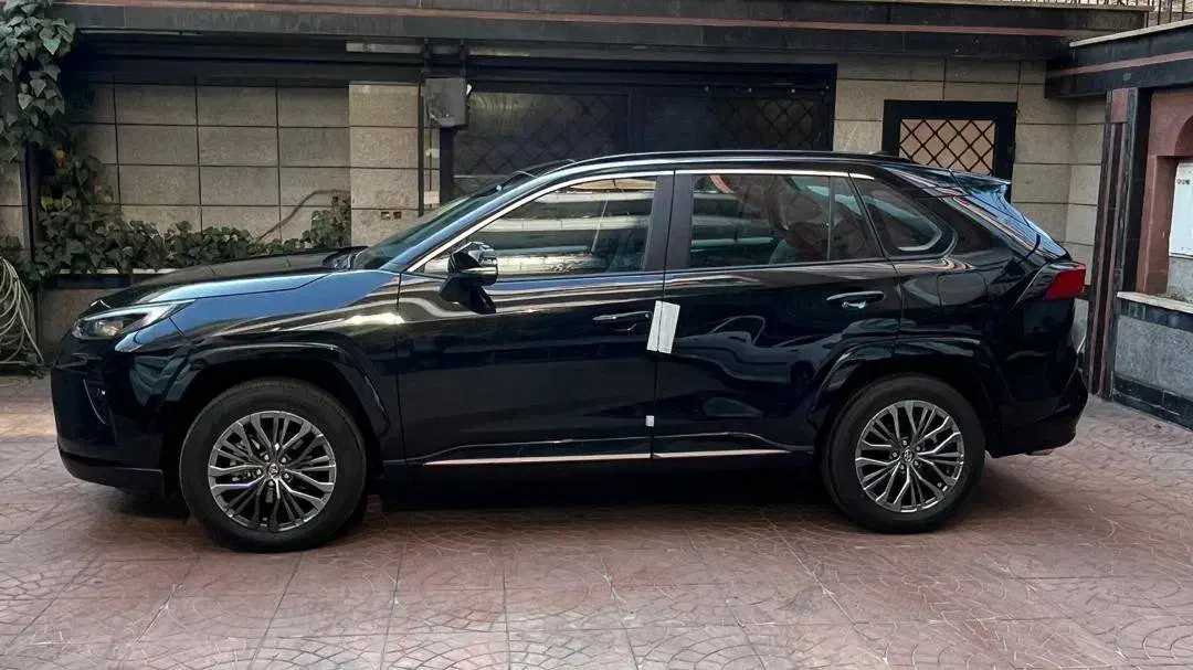 Toyota Wildlander 2025 Luxury Plus AWD|خودرو سواری و وانت|تهران, آرژانتین|دیوار