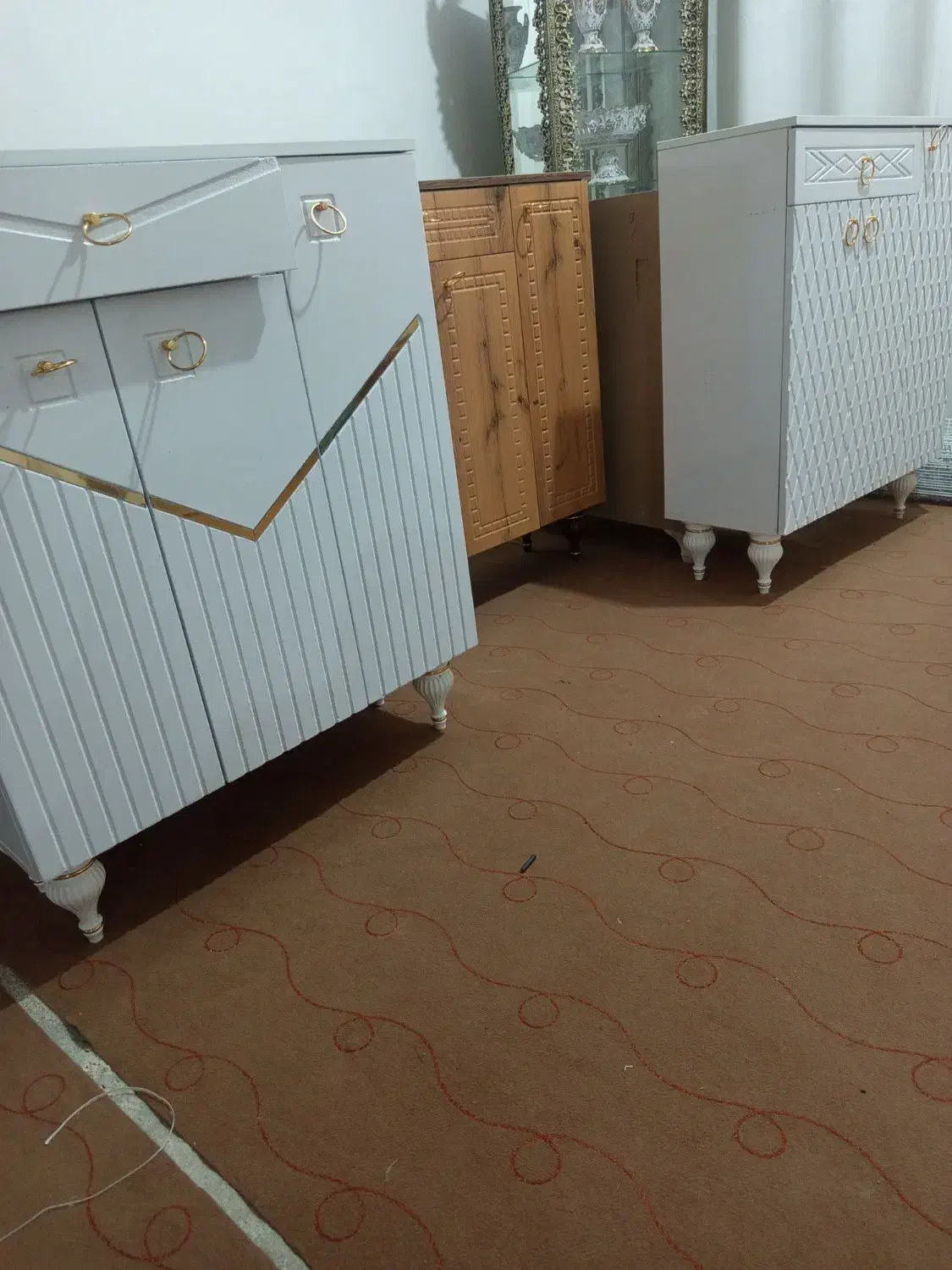 جاکفشی|جاکفشی، کمد، دراور|لردگان, |دیوار