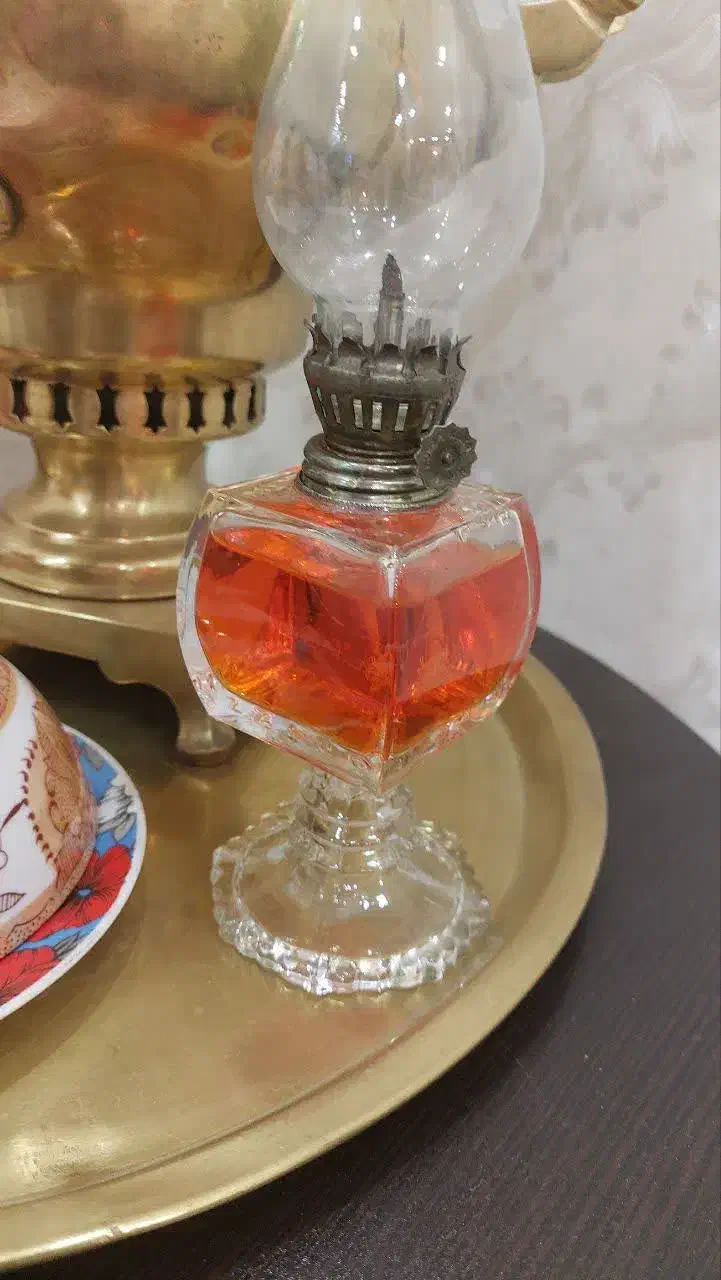 چراغ نفتی روسی|کلکسیون اشیاء عتیقه|تهران, صادقیه|دیوار