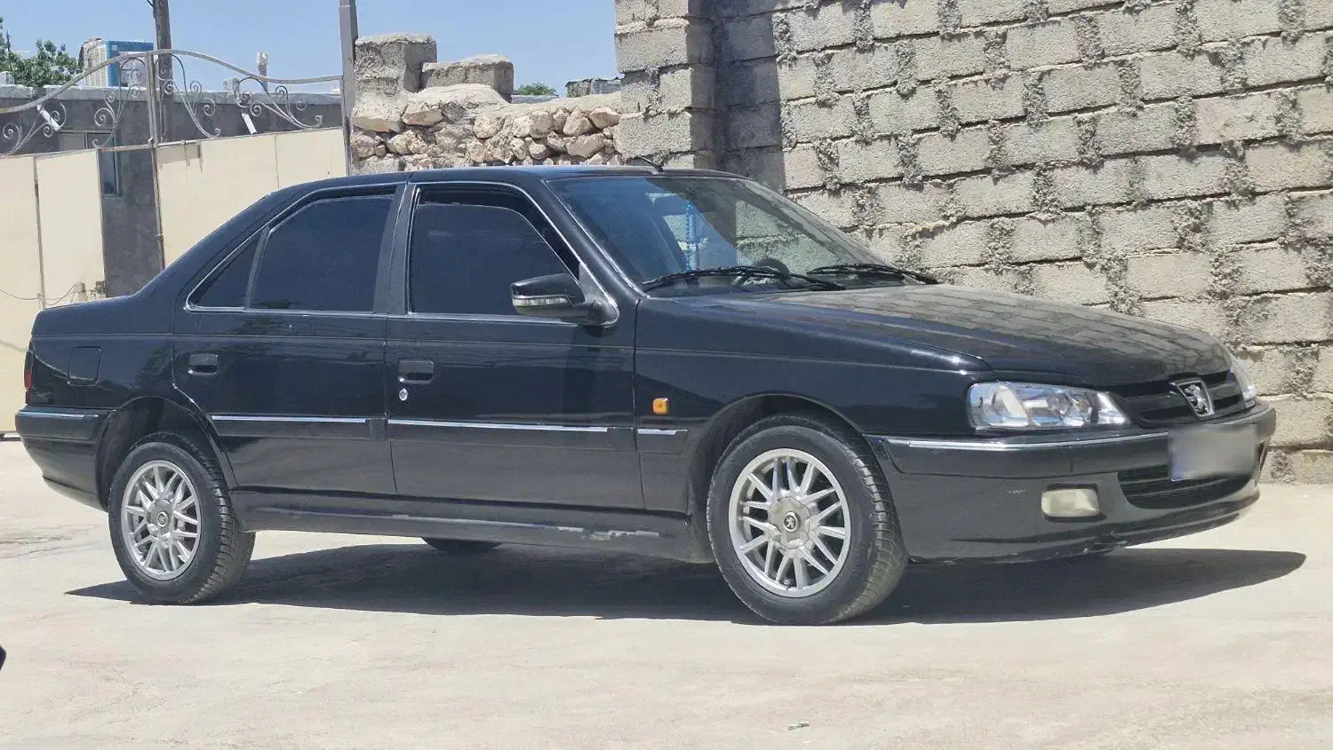 پژو پارس مدل ۸۳|خودرو سواری و وانت|اسلامآباد غرب, |دیوار