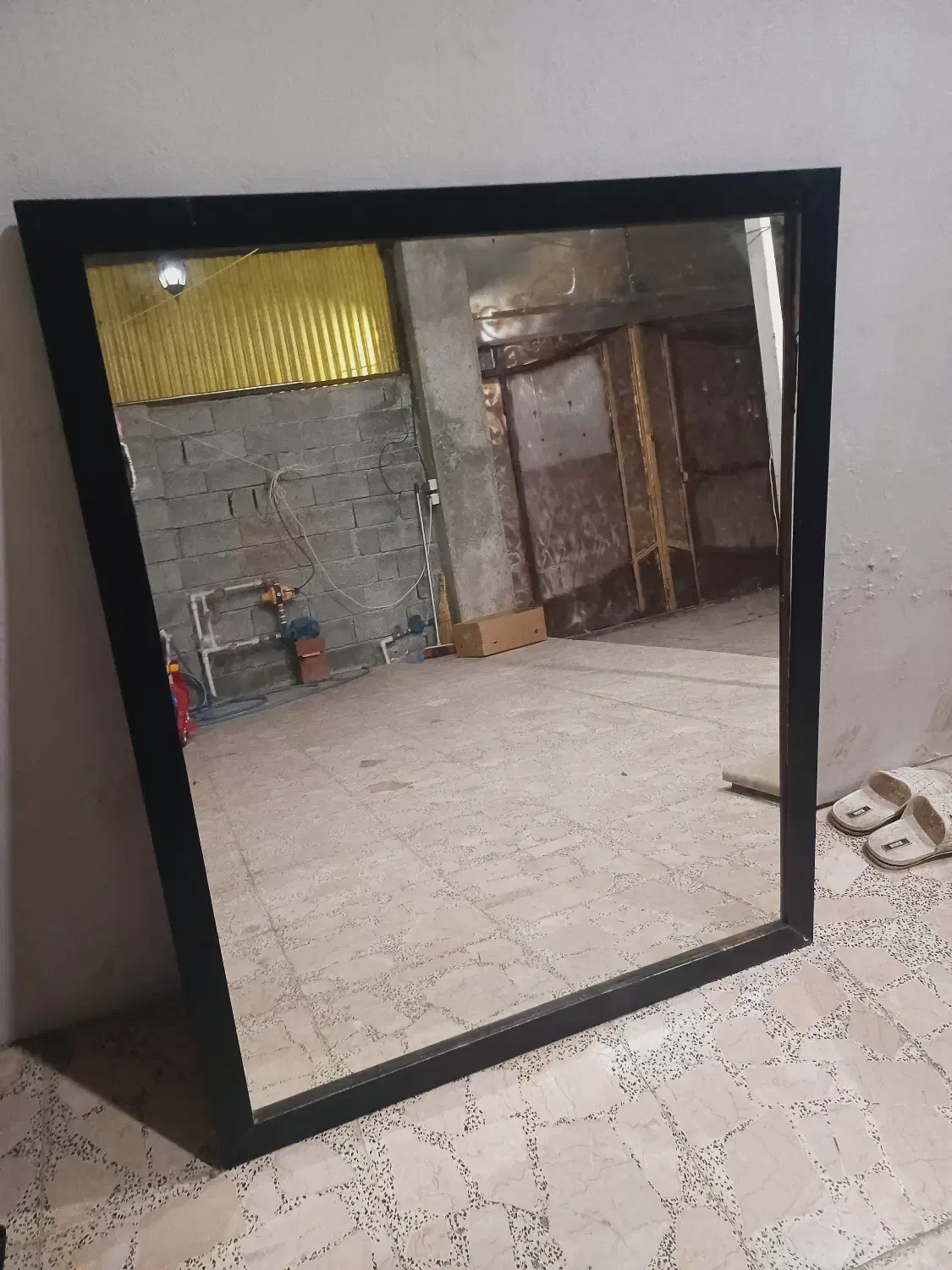 آینه|آرایشگاه و سالنهای زیبایی|آستارا, |دیوار