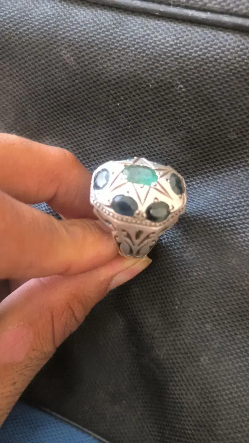 زمرد پنج شیر|جواهرات|اصفهان, طاحونه|دیوار