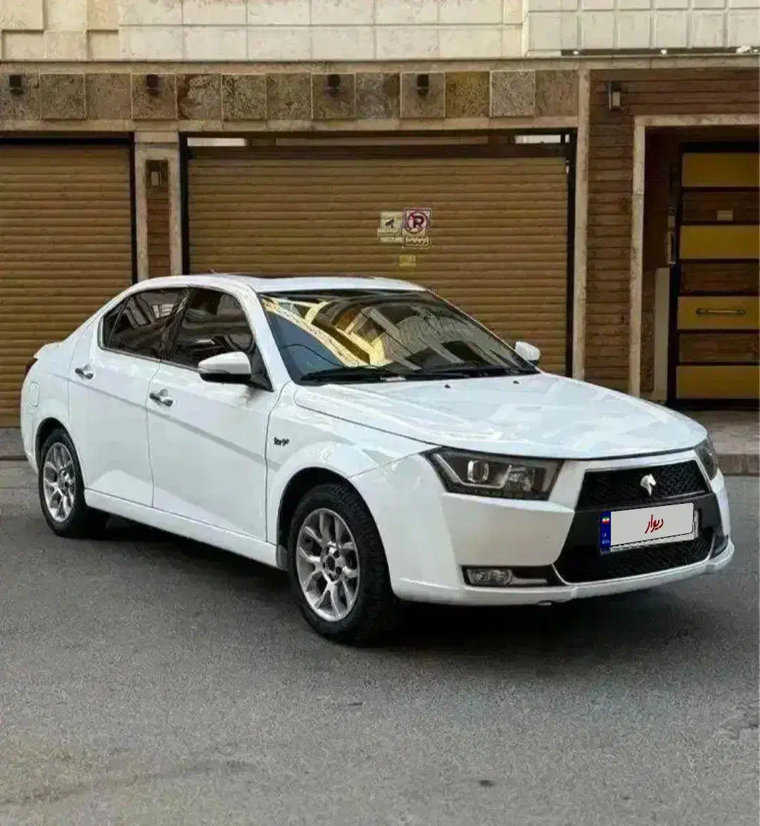 دنا پلاس اتومات فول. تمام فابریک. کارکرد 26هزار|خودرو سواری و وانت|شیراز, سینما سعدی|دیوار