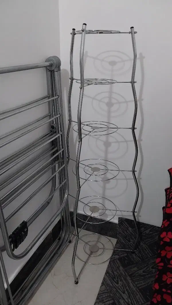 پایه قابلمه ۶ طبقه در حد نو|آب‌چکان و نظم‌دهنده ظروف|ساوه, |دیوار