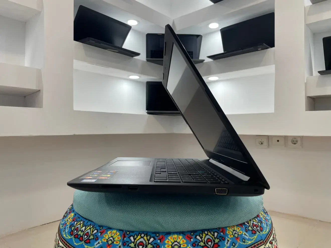 لپتاپ دل مدل Latitude 3590 پردازنده i7 نسل 8|رایانه همراه|قشم, |دیوار