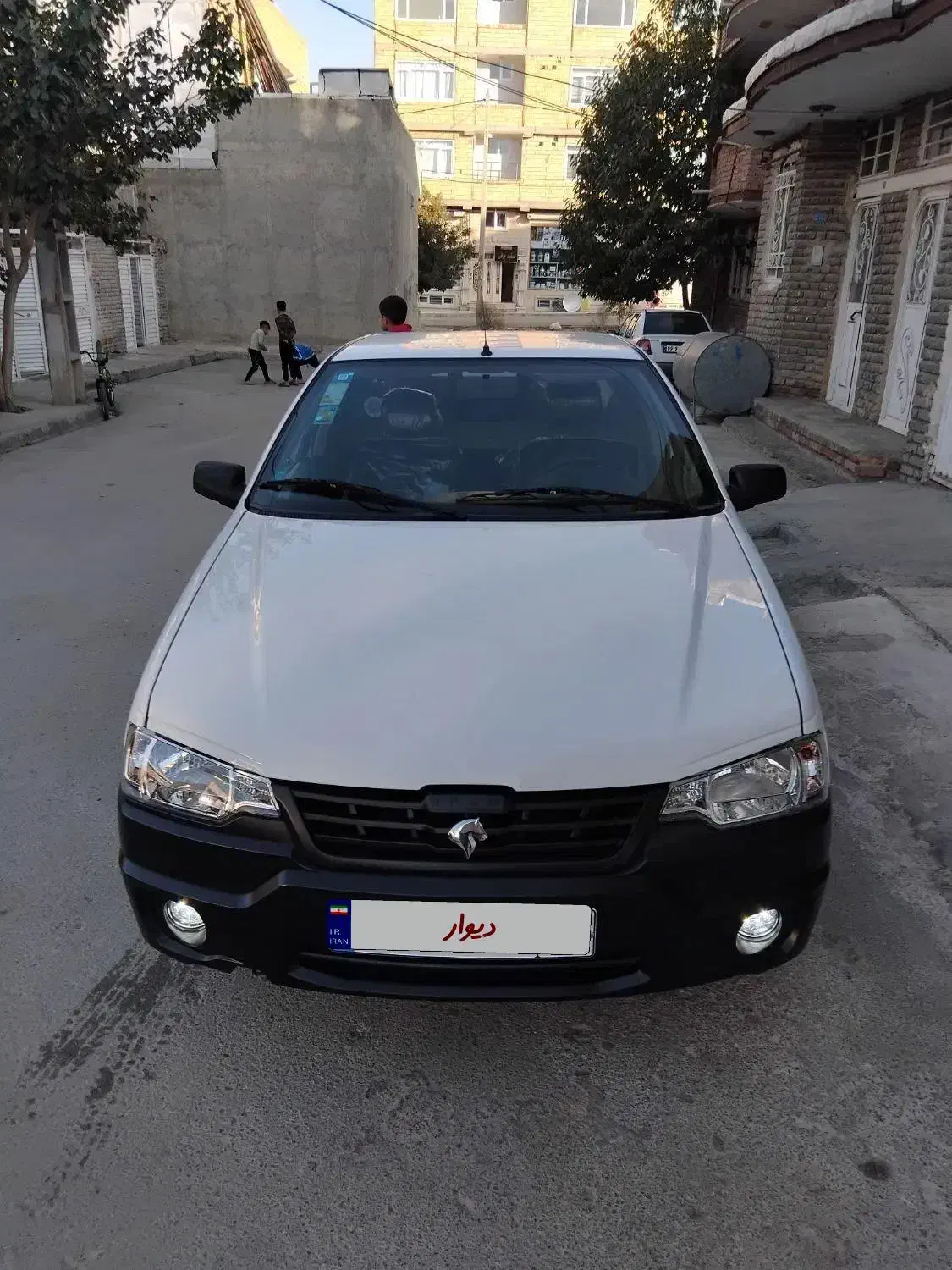 اریسان ۲ دوگانه کارخانه ۴۰۰۰ کارکرد مدل ۴۰۳|خودرو سواری و وانت|ارومیه, |دیوار