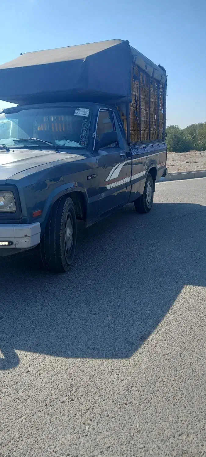 مزداوانت درجه یک به شرط کارشناسی فنی یک بدون رنگ|خودرو سواری و وانت|اراک, |دیوار