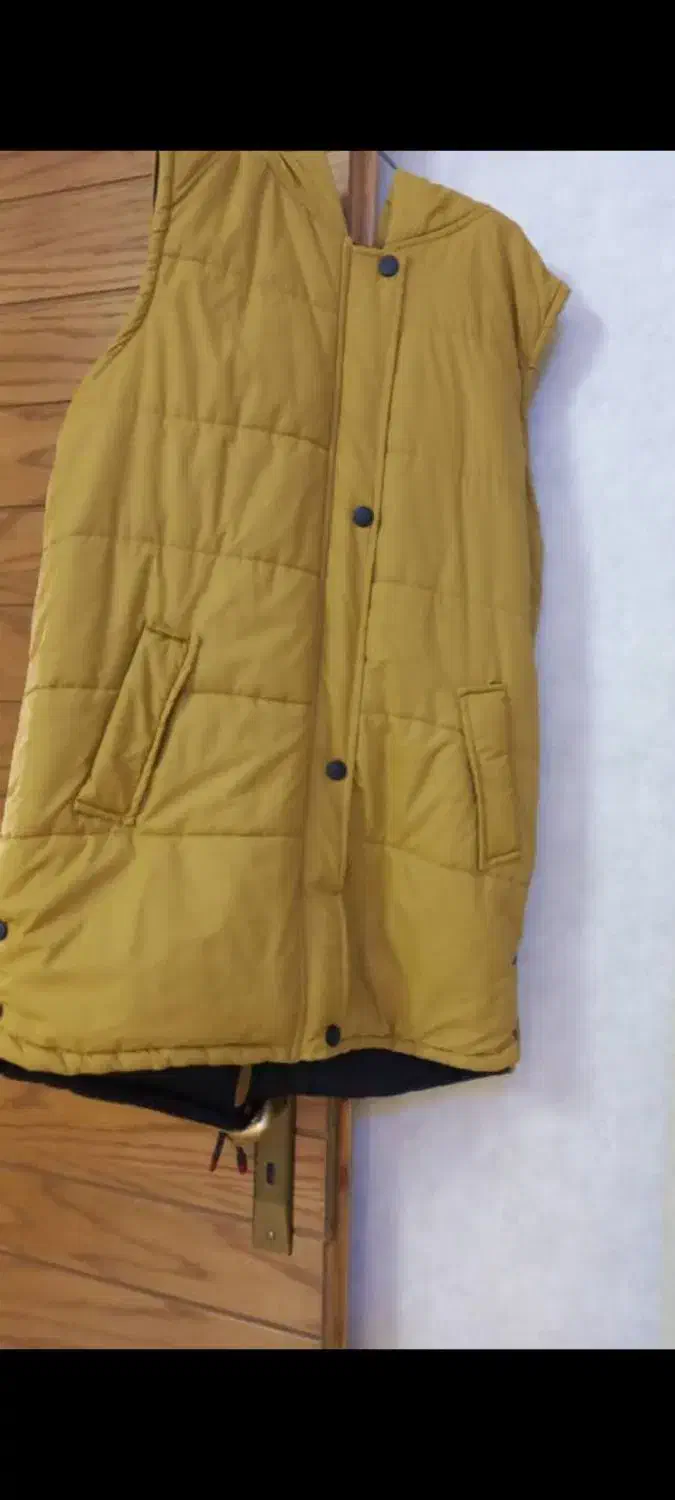 پافر زنانه کاملا سالم و نو هست|لباس|اصفهان, ملکشهر|دیوار