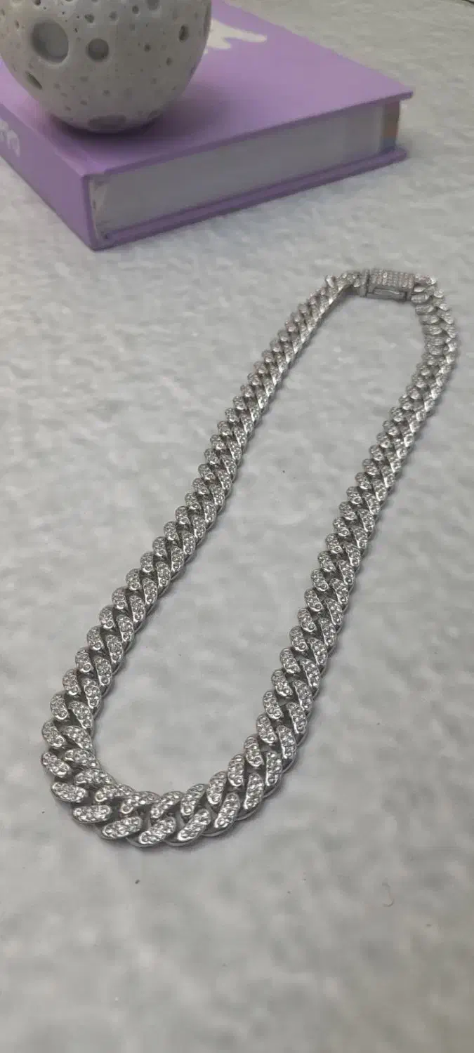 کارتیر فول نگین|بدلیجات|رشت, هلال احمر|دیوار